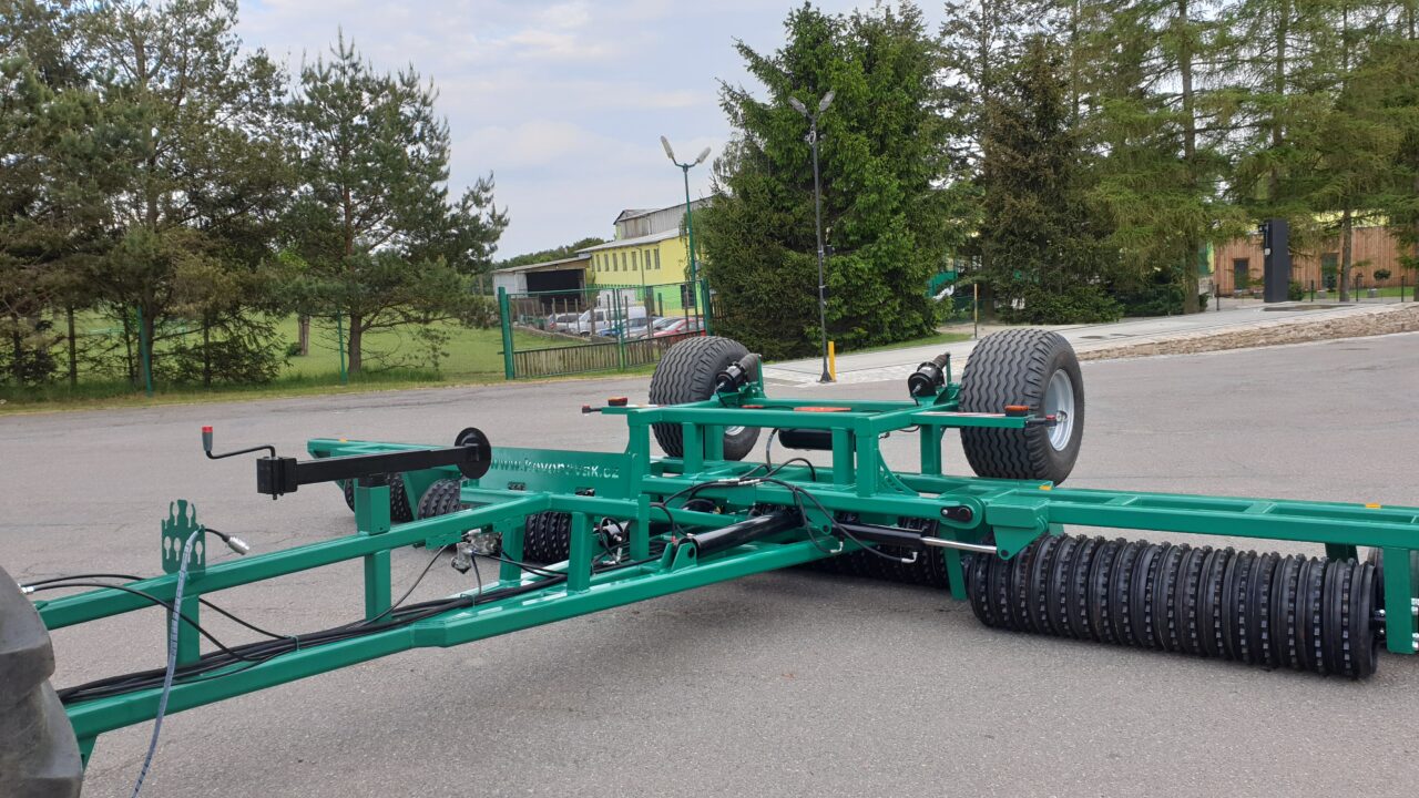 Polonesený vál Cambridge záběr 9,5 m – dvouokruhová hydraulika