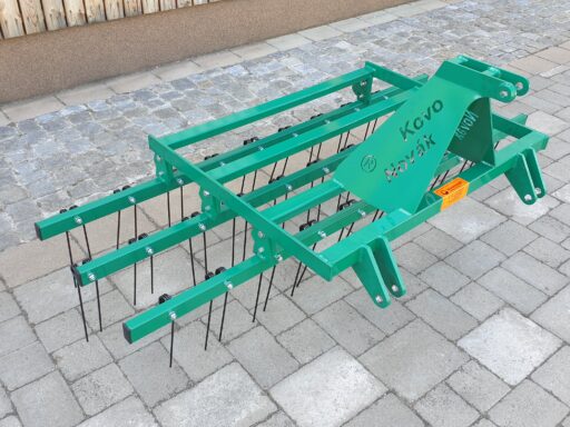 Pružinové brány – pasivní vertikutátor- záběr 1,8m Pružinové brány – pasivní vertikutátor- záběr 1,8m