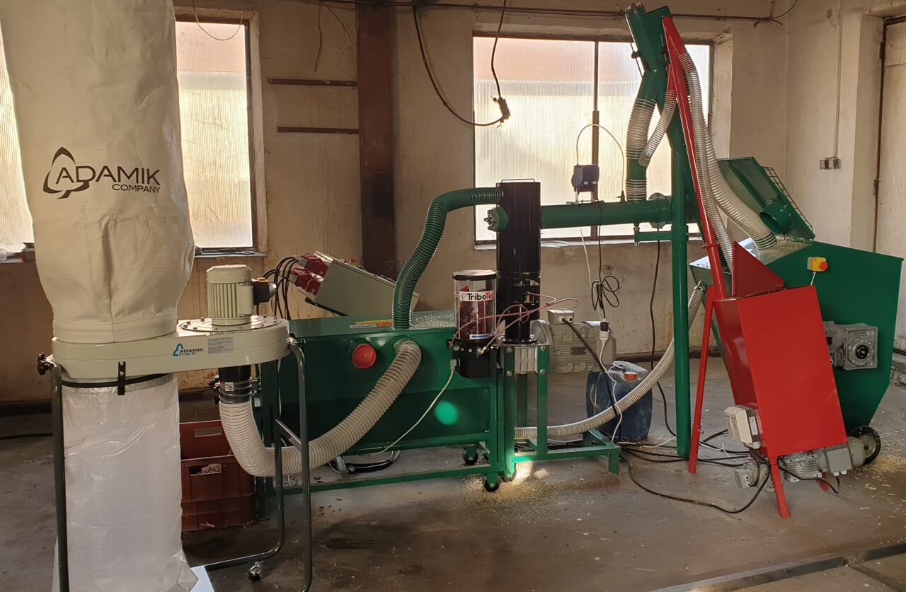 Granulační a peletovací linka MGL200