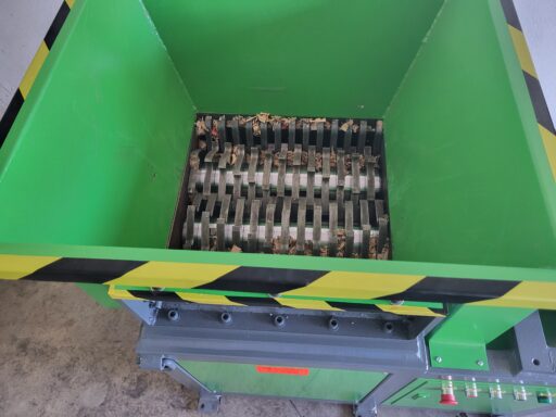 Zubový drtič ZDH400 7,5kW Zubový drtič ZDH400 7,5kW