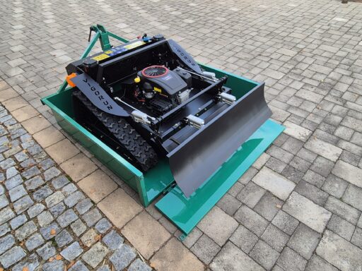 Nesená transportní bedna pro RC sekačky