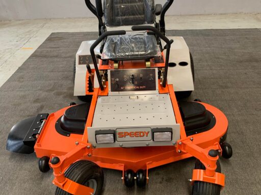 Sekačka s nulovým poloměrem otáčení RIDER SPY48ZTR