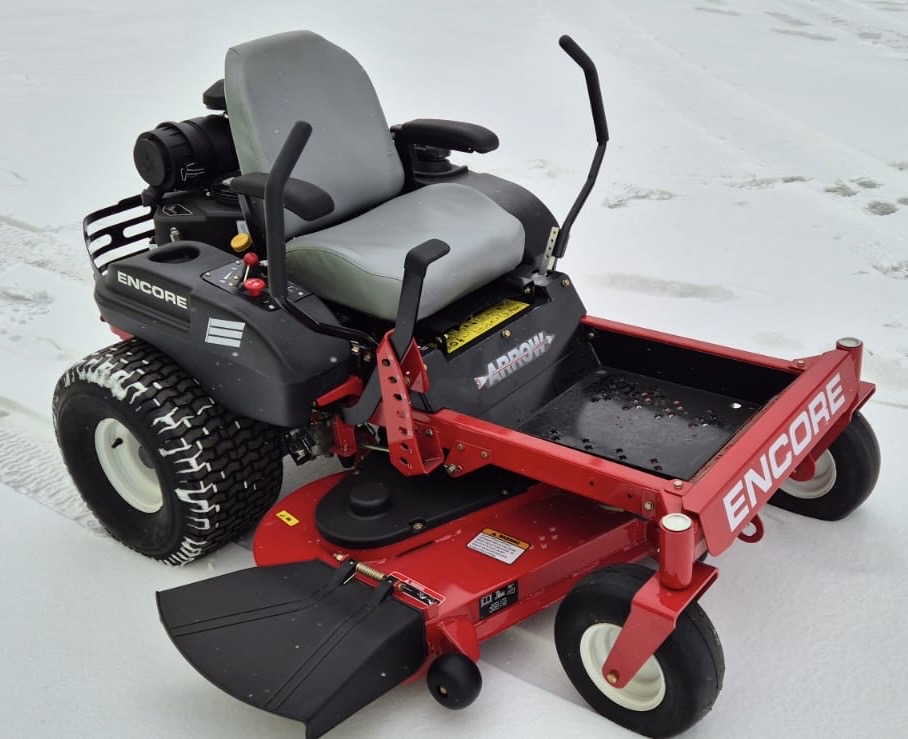 Sekačka na trávu ENCORE 50XL a 60XL – s nulovým poloměrem otáčení – rider Sekačka na trávu ENCORE 50XL a 60XL – s nulovým poloměrem otáčení – rider