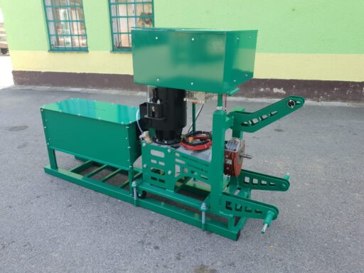 Granulátor – peletovací lis za traktor MGL 600 PTO