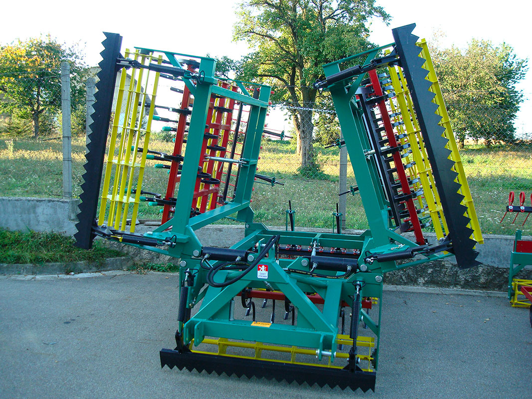 Nesený kompaktor typ KP 4,5 Nesený kompaktor typ KP 4,5