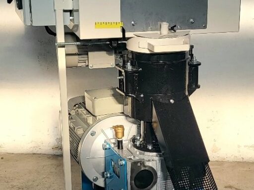 Peletovací lis na ovčí vlnu BN100W/ 7,5kW