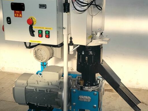 Peletovací lis na ovčí vlnu BN100W/ 5,5kW