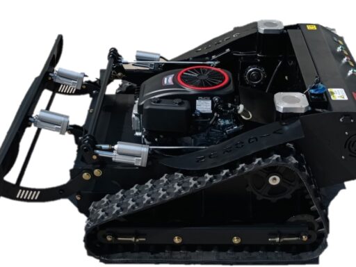 RC  řízená mulčovací pásová sekačka KVTL600