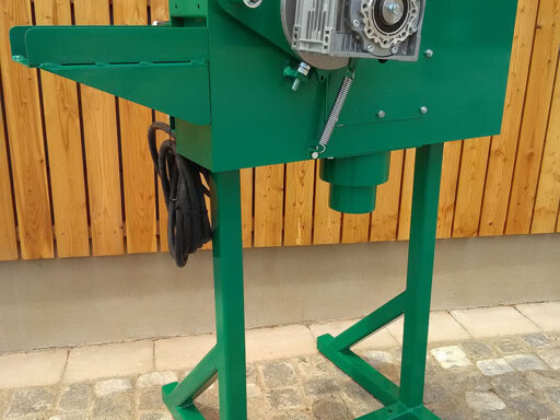 Frézovací drtič dřeva KFD